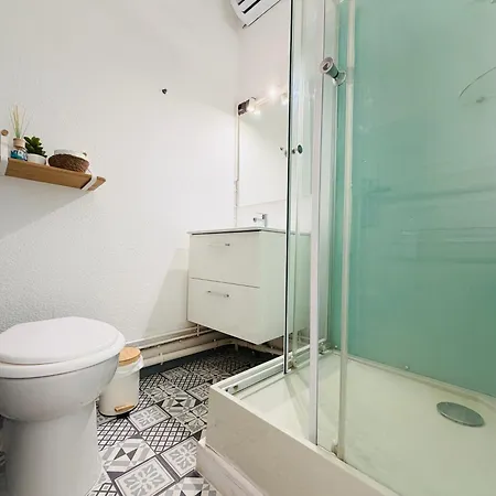 040-le Petit Refuge Avec Clim Et Parking Apartamento