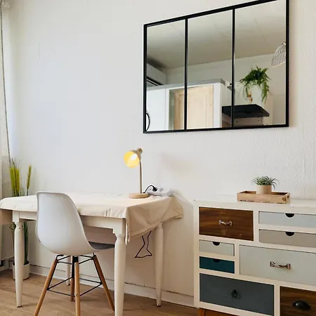 040-le Petit Refuge Avec Clim Et Parking Apartamento Agen
